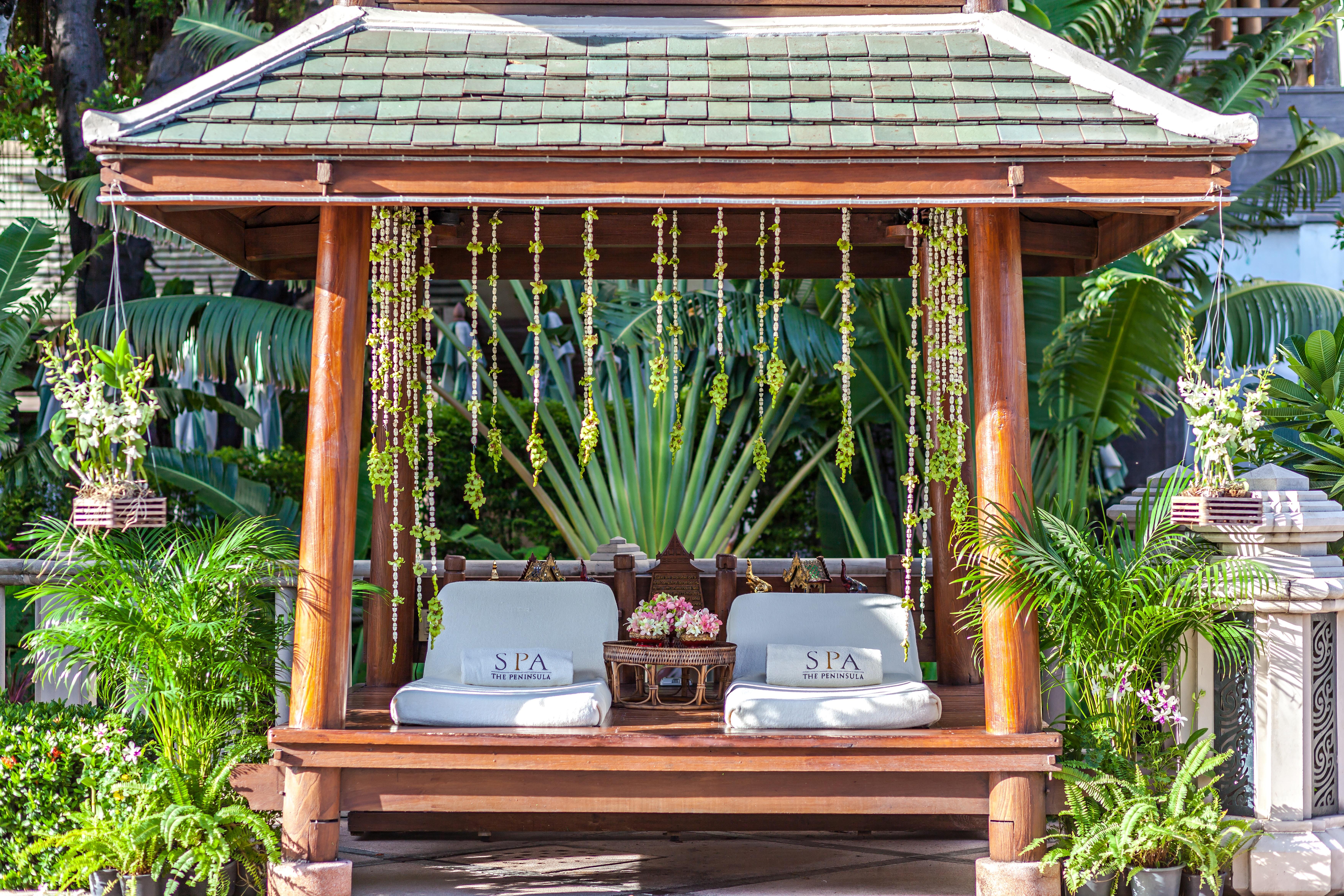The Peninsula Bangkok Hotel Екстериор снимка Spa at The Royal