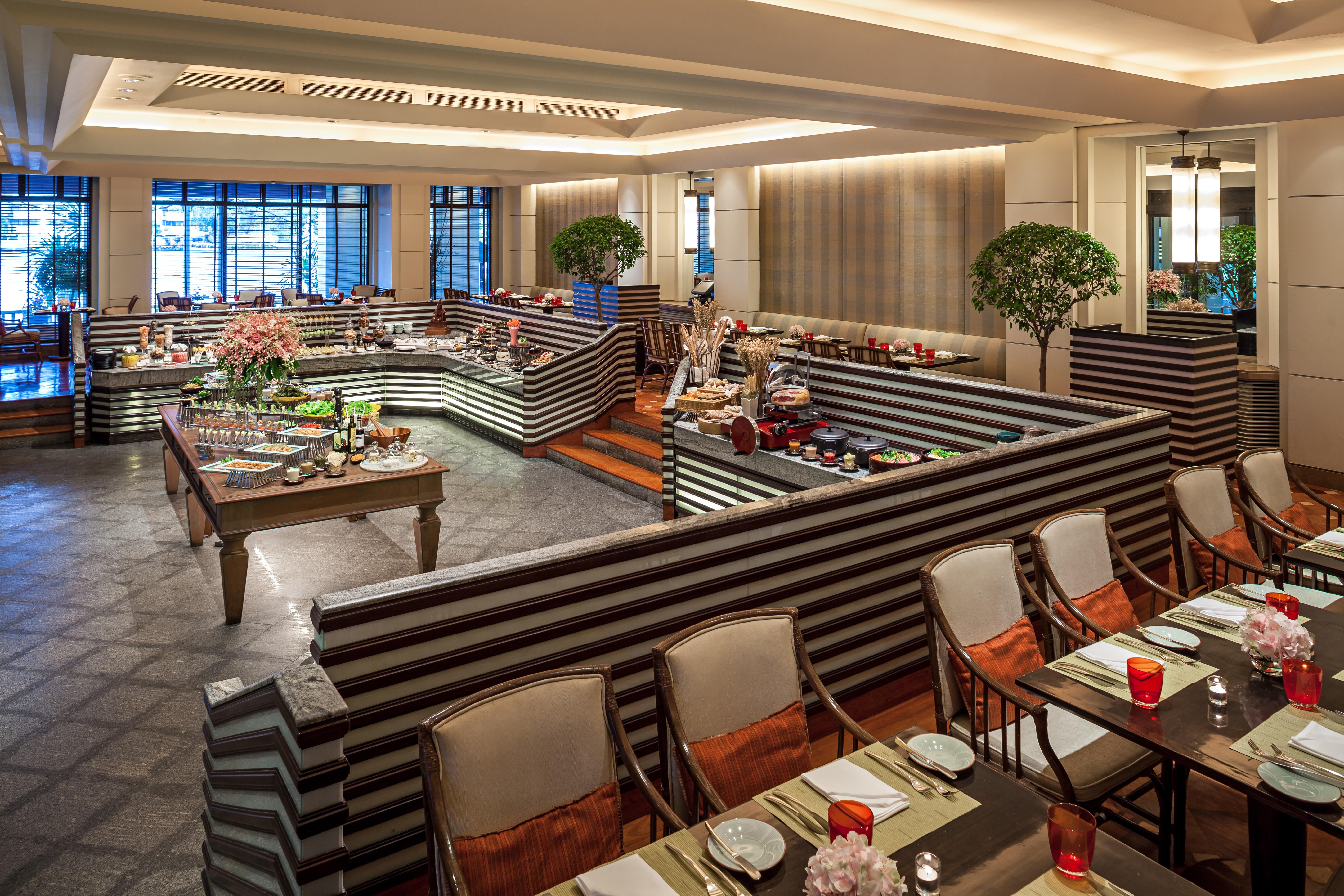 The Peninsula Bangkok Hotel Екстериор снимка The restaurant