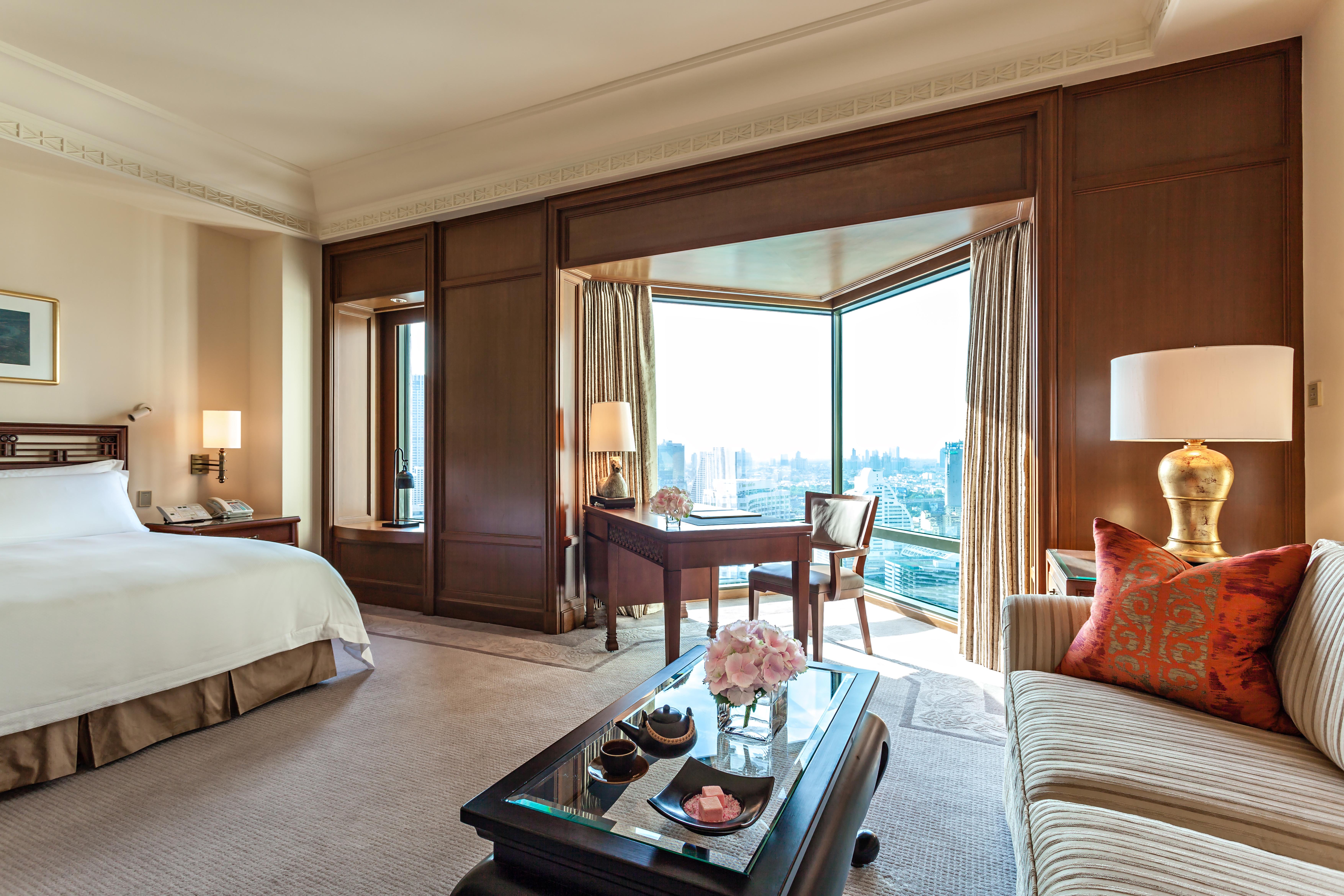 The Peninsula Bangkok Hotel Екстериор снимка A suite at the Mandarin Oriental, Beijing
