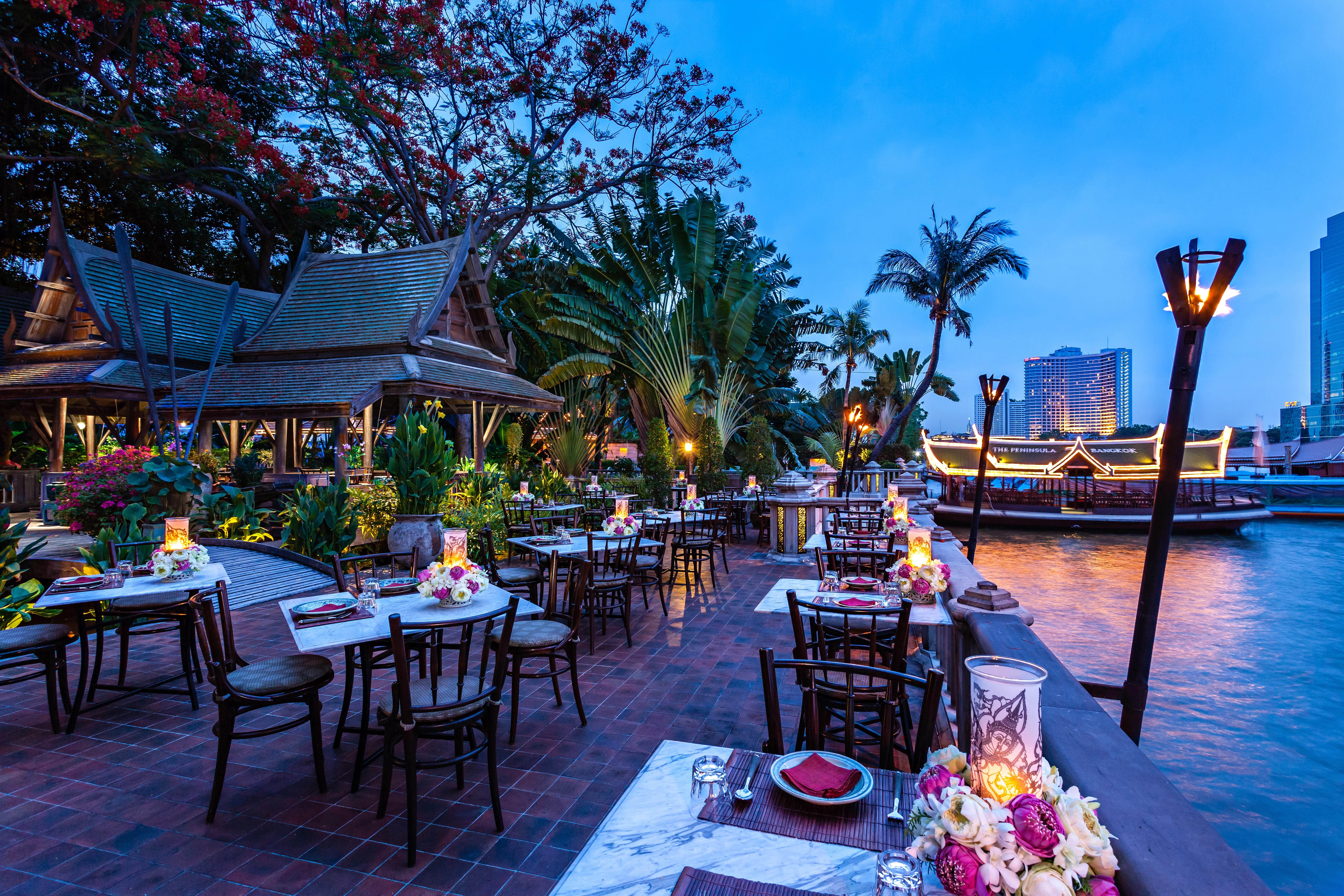 The Peninsula Bangkok Hotel Екстериор снимка River Cafe