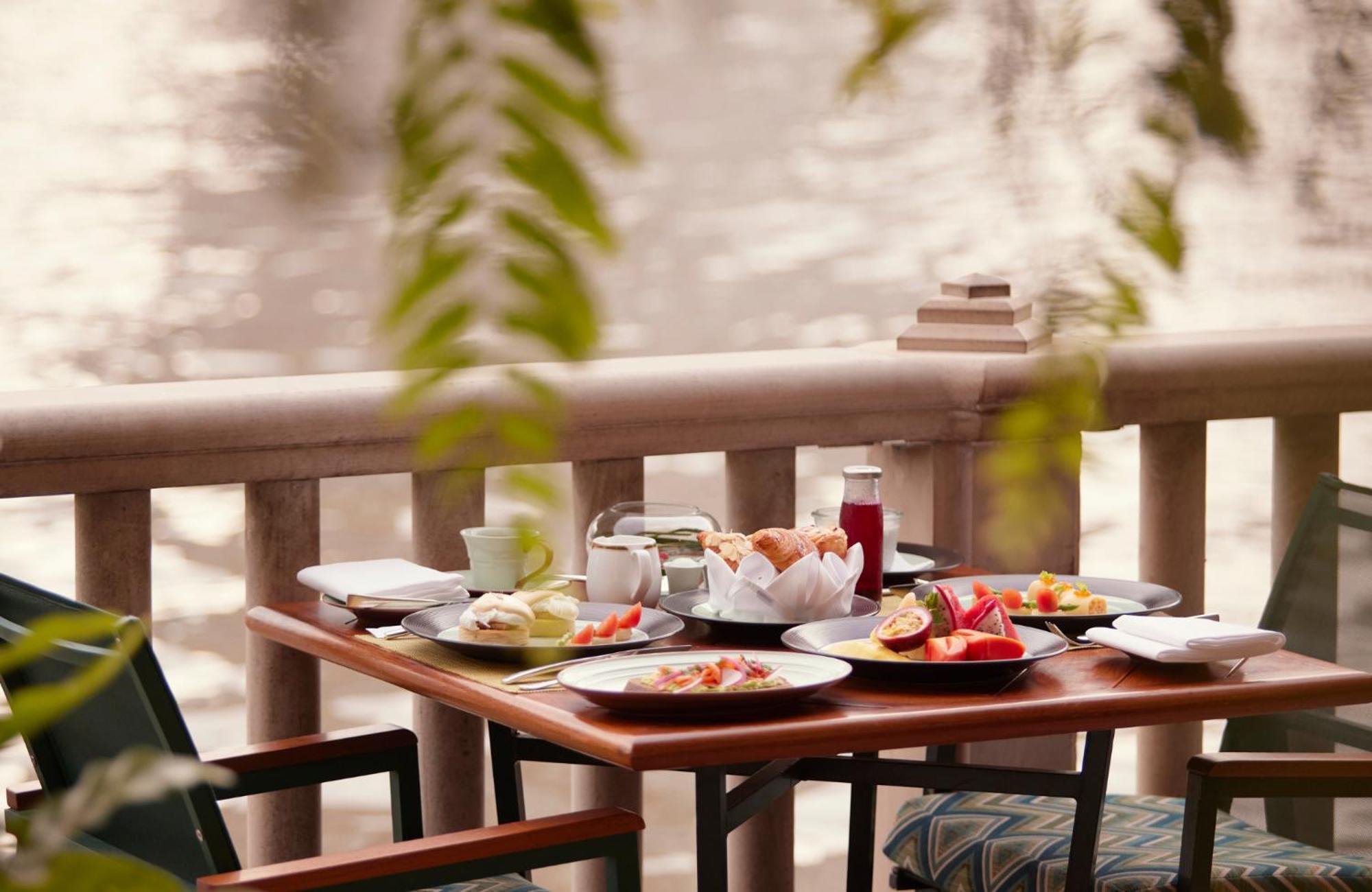 The Peninsula Bangkok Hotel Екстериор снимка